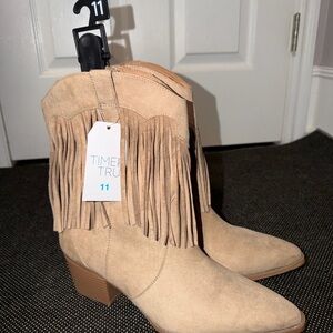 Time and Tru Women's Beige Fringe Ankle Boots